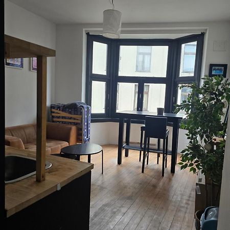 Den Gulden Hoorn Apartamento Antuérpia Exterior foto