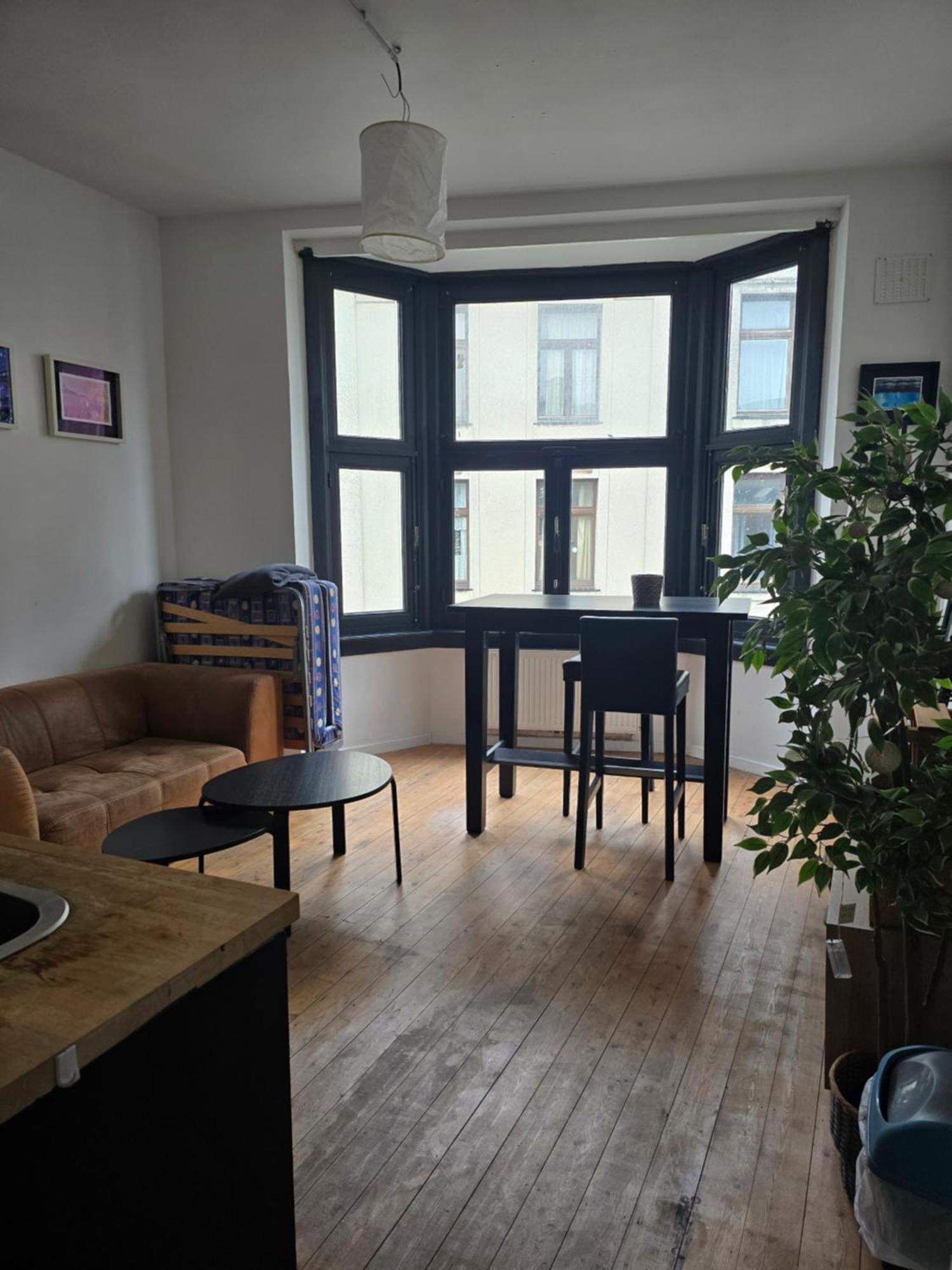 Den Gulden Hoorn Apartamento Antuérpia Exterior foto